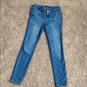 High wasted skinny jeans